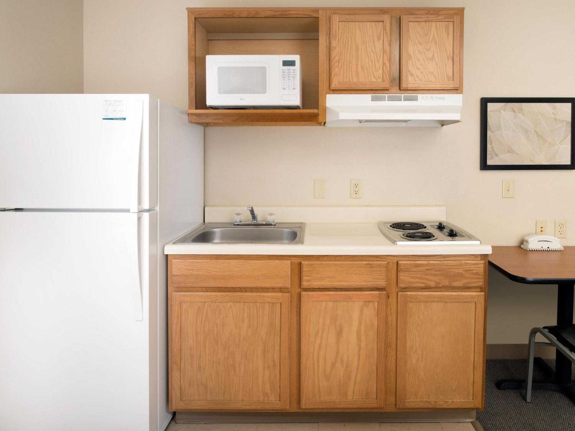 Extended Stay America Select Suites - Wichita - South Exterior photo